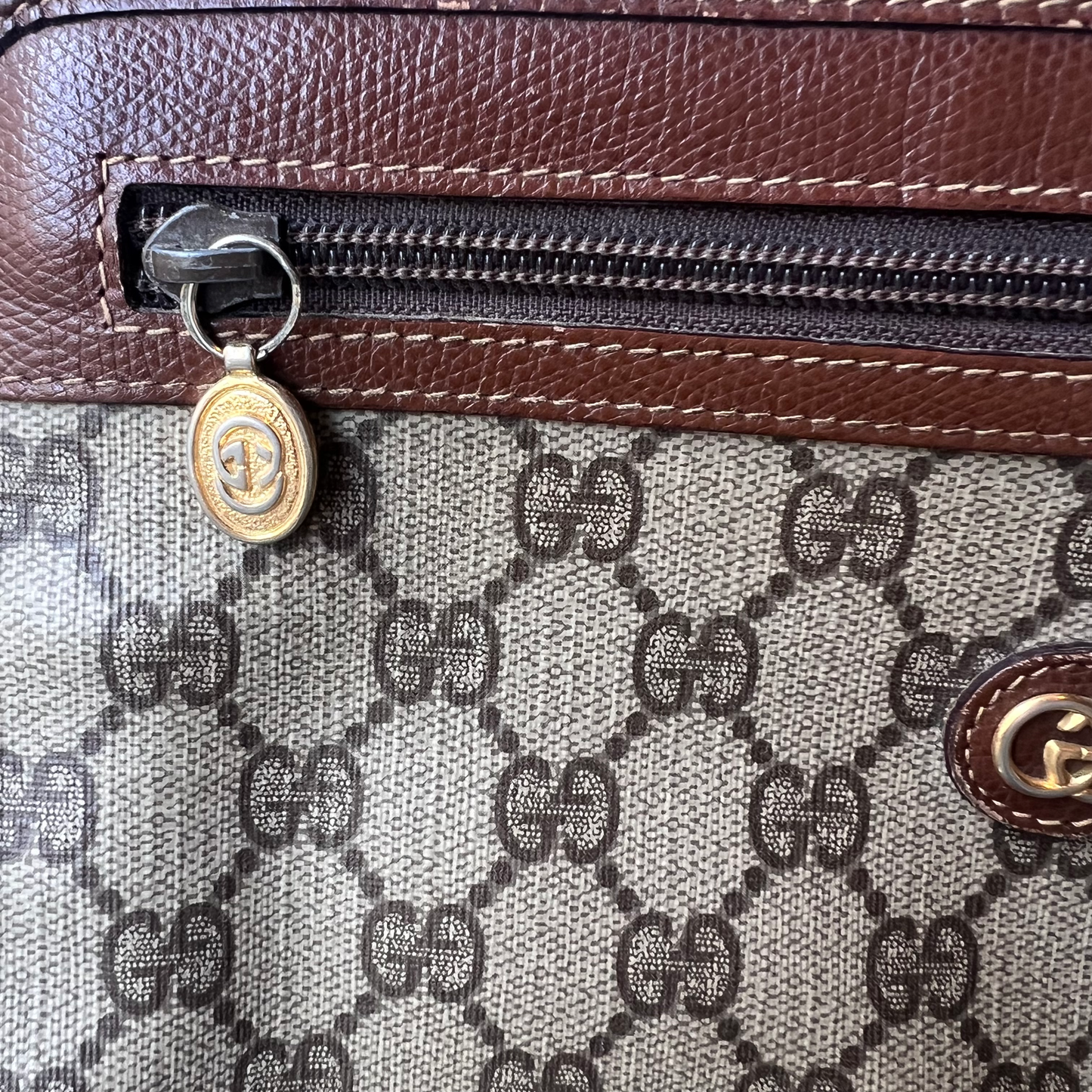グッチ ハンドバッグ