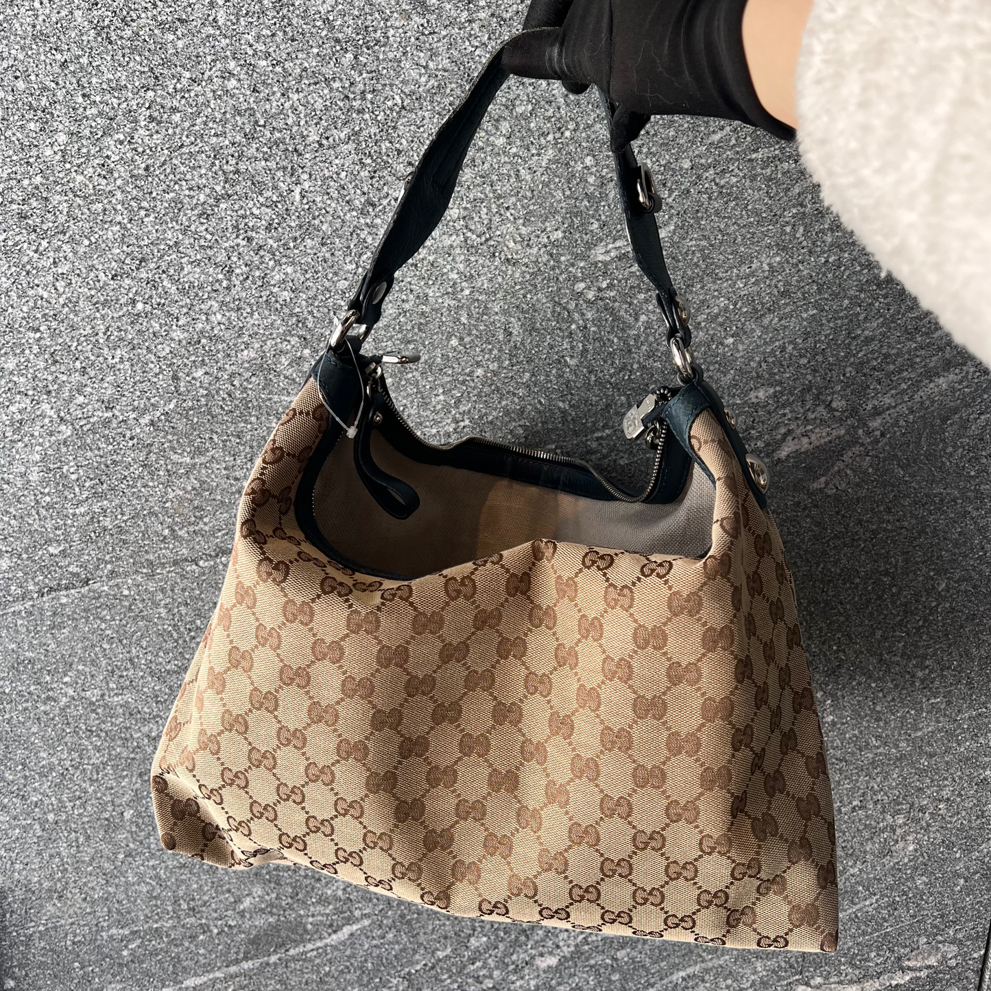 グッチ ハンドバッグ