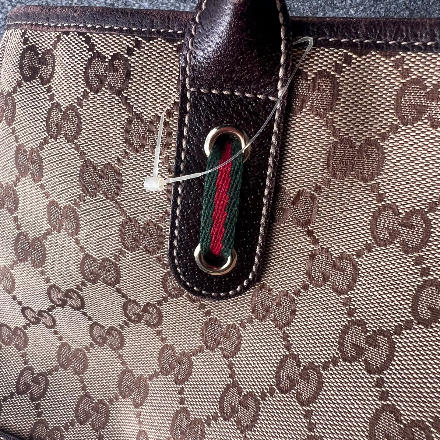 グッチ ハンドバッグ