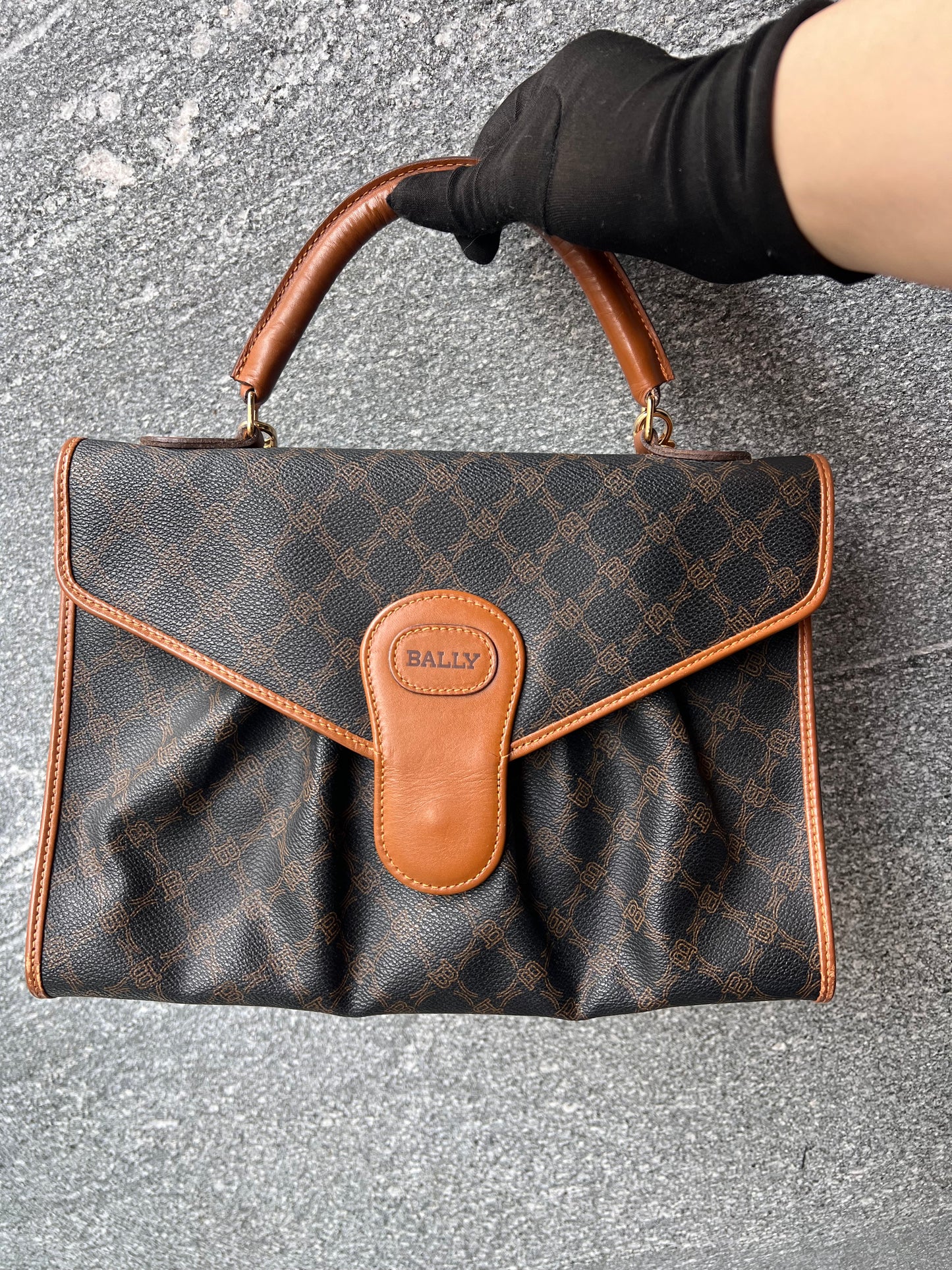BALLY ショルダーバッグ