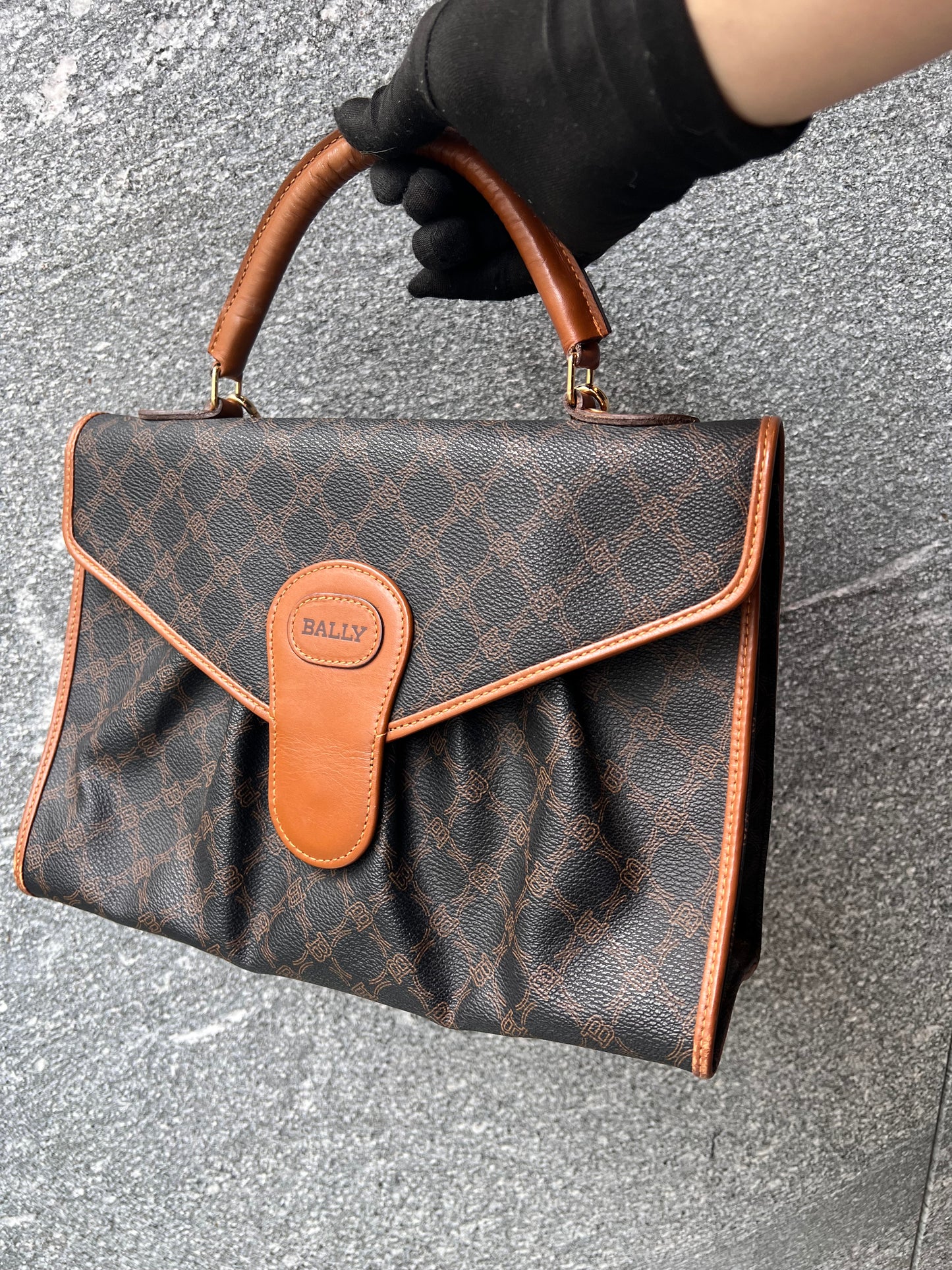 BALLY ショルダーバッグ